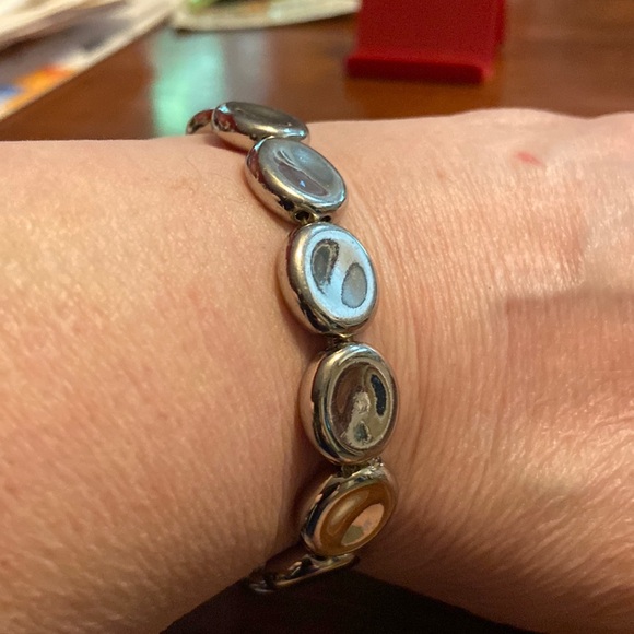 Vintage Jewelry - Vintage silver disc bracelet in EUC